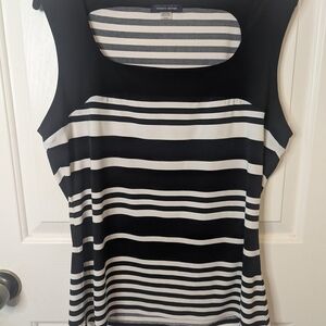 Tommy Hilfiger Women's Sleeveless Black/White Striped Blouse Tank, Size Large